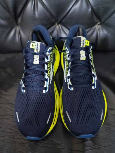 Brand Brooks Ghost14 Size UK 10