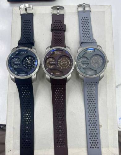 men's casual analogue watch 