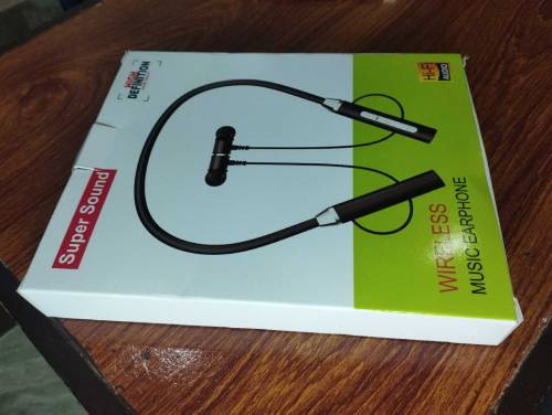 Wireless earphones 