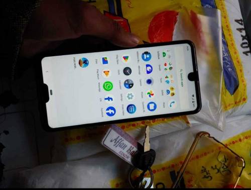 Sharp Aquos R3