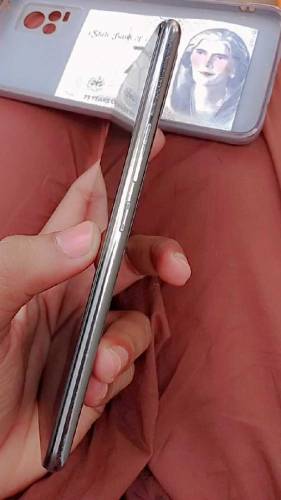 Vivo V20