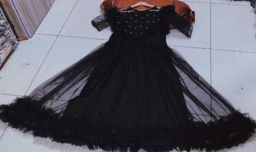 🅽🅴🆆 🅰️🆁🆁🅸🆅🅰️🅻Long frill maxi 💘With new style 4 unique colours 😍&body pea