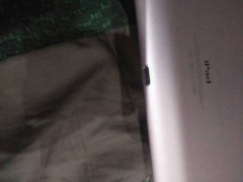 ipad 4 generation silver color for sell 