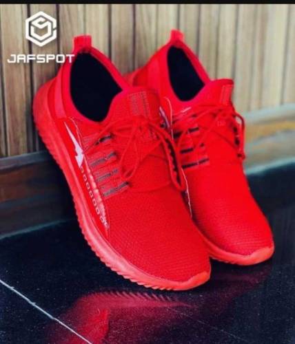 Men fashionable shoes walking shoes