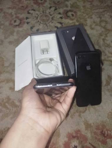 IPHONE 8 