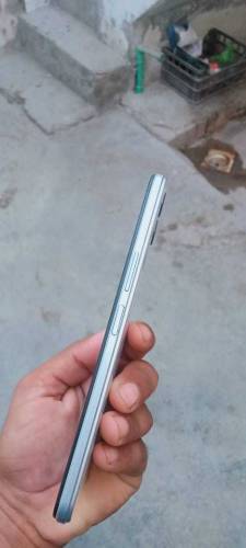 no charger and box