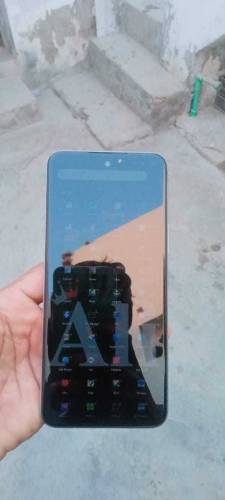 no charger and box