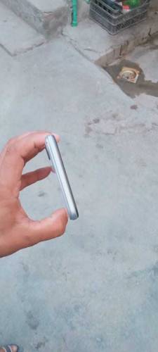 no charger and box