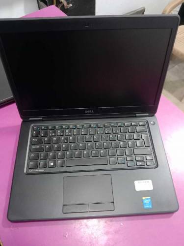 Dell 5450 i5 5th 8gb 256ssd 14 inch