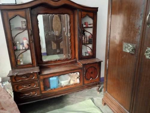 pure wooden dressing table 