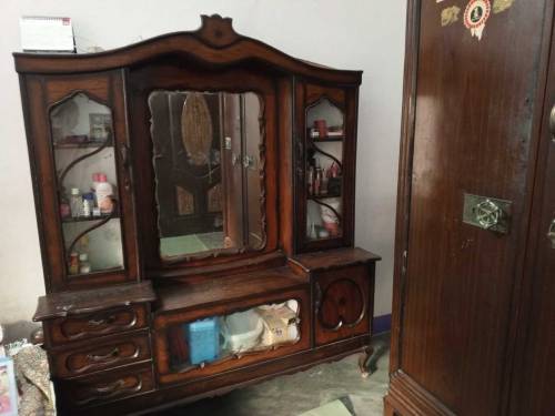 pure wooden dressing table 