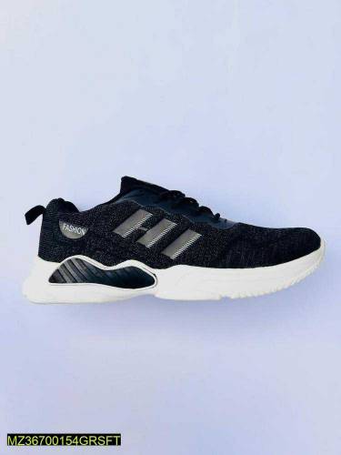 Black camel lrine gripper sports sneakers 
