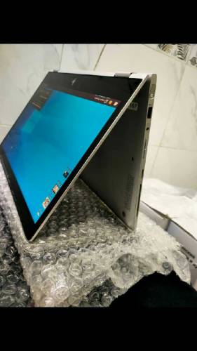 Hp elitebook 1030 x360 i5 7th gen 