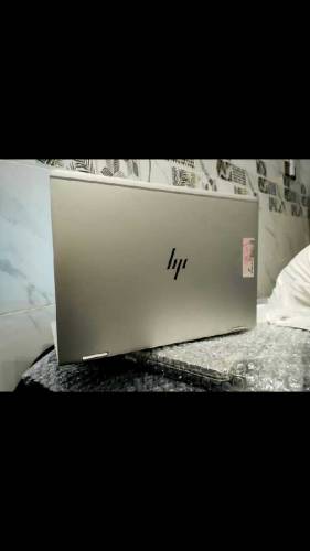 Hp elitebook 1030 x360 i5 7th gen 