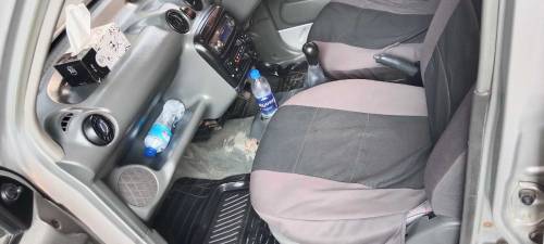 selling of car Hyundai santro 