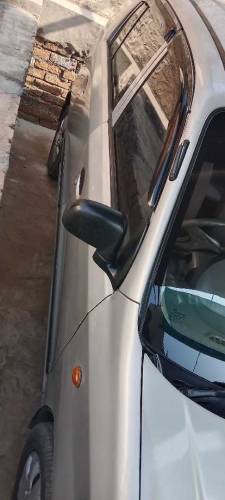 selling of car Hyundai santro 