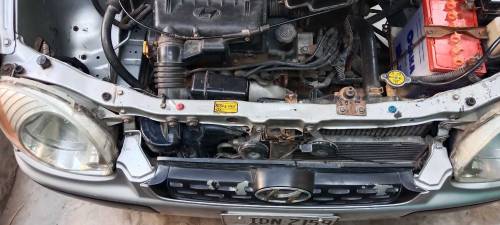 selling of car Hyundai santro 