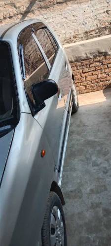 selling of car Hyundai santro 