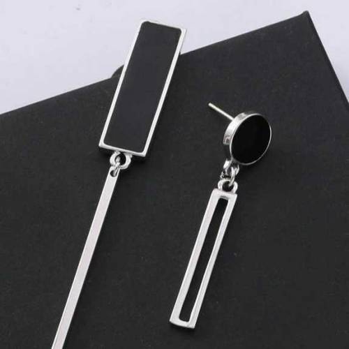 Rectangle & Round Drop Earring 