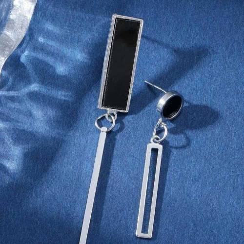 Rectangle & Round Drop Earring 