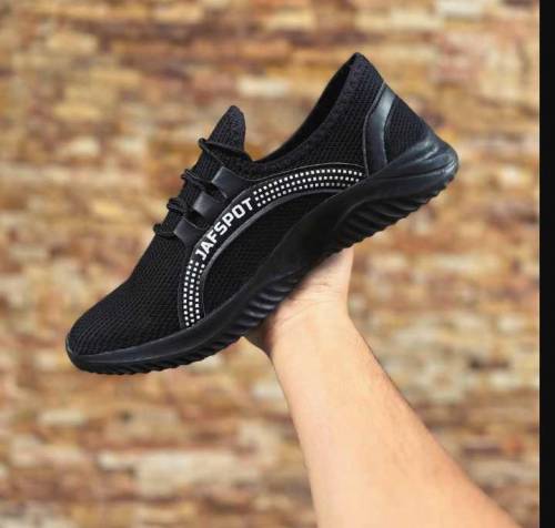 •  Material: Breathable Mesh•  Upper Sole: Mesh•  Lower Sole: Pu •  Pa
