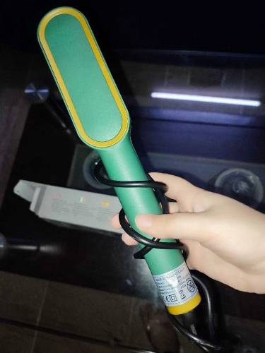 Hair straightener 