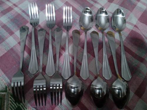 Forks and Spoons 