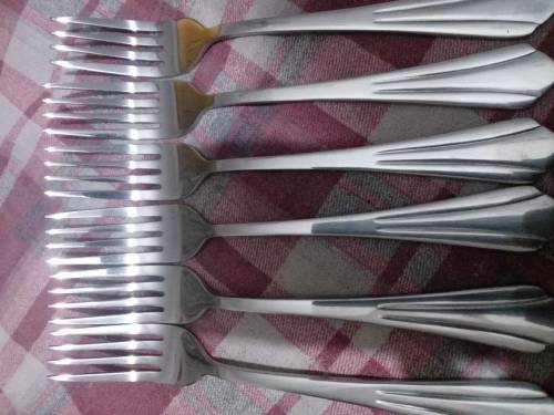 Forks and Spoons 