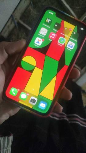 Iphone XR red