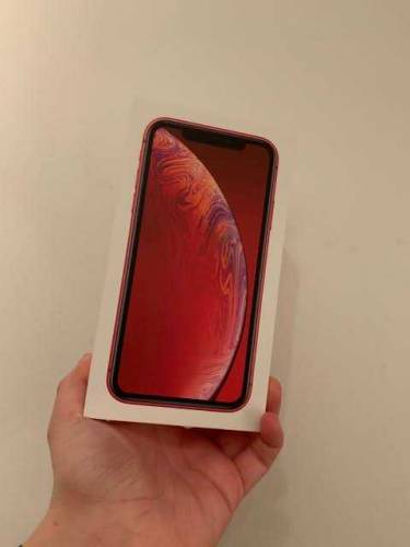Iphone XR red