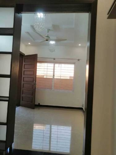 BRAND NEW 6 MARLA GROUND FLOOR FOR RENT IN I-10 ISLAMABAD.