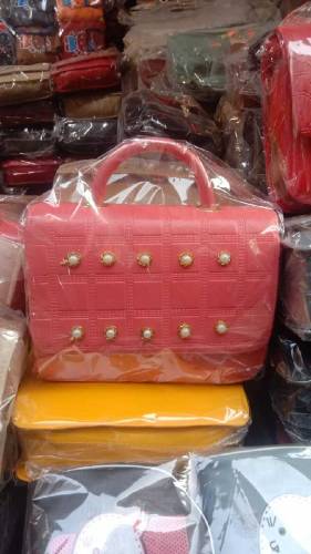 women Fshionable Hand Bags
