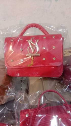 women Fshionable Hand Bags
