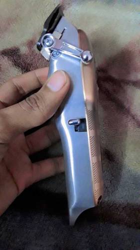 kemei km-3706 condition10 /10 hair cliper  New machine Boox  pack