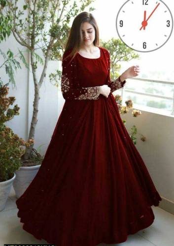 •  Fabric: Shamoz Silk, Gown: 
