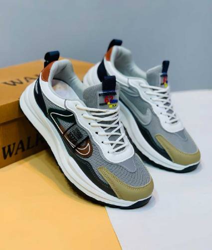 fashion sports shoes 