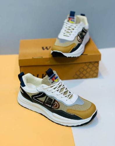 fashion sports shoes 