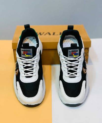 fashion sports shoes 