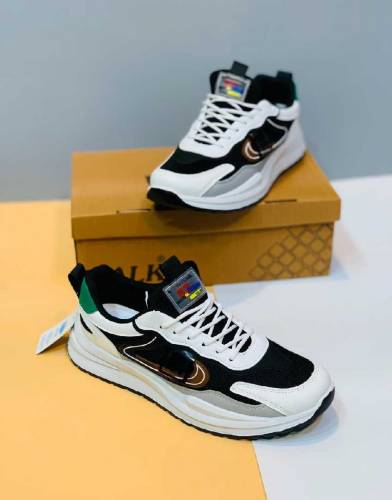 fashion sports shoes 