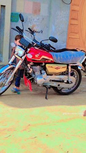 305000 price zila Mandi bhauldin Ada gojra contact number 03419188914 