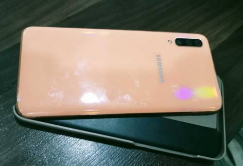 Samsung Galaxy A70 For Sale 8/10 Condition Single Handed Use.