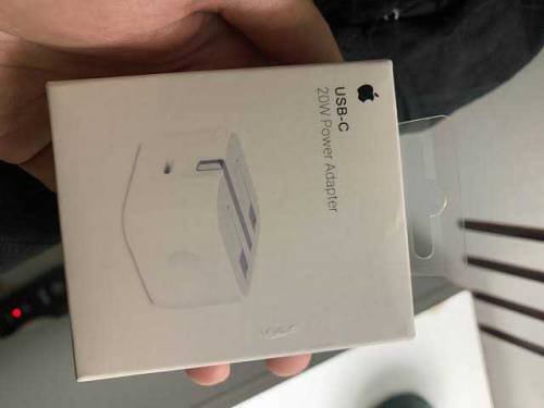 Apple Adapter 