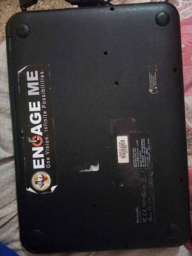 Lenvo n21 Chormbook display size 11,6 Gifted Cable Type B or C