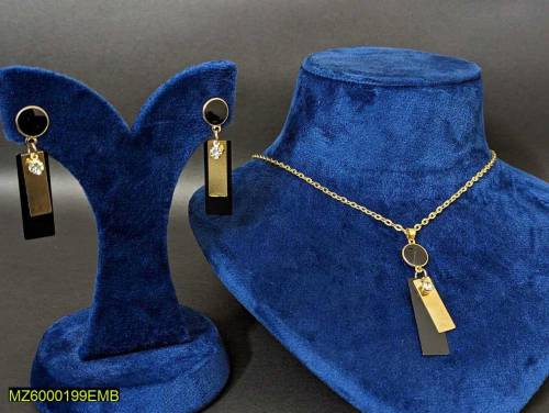 Two shade bar pandant set branded  gold plated