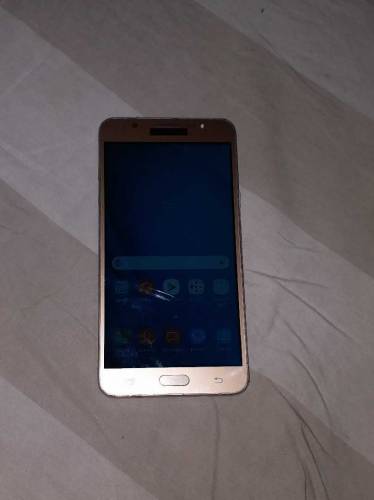 Samsung Galaxy J7 2016