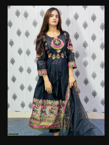 MYK Shopping 🛒🛍️ Centre Ladies Clothing jewellery Make-up 💄👠
