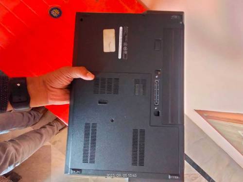 laptop 