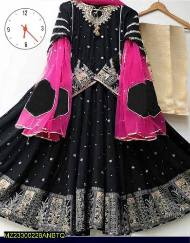 Girl New Different quality dressing 