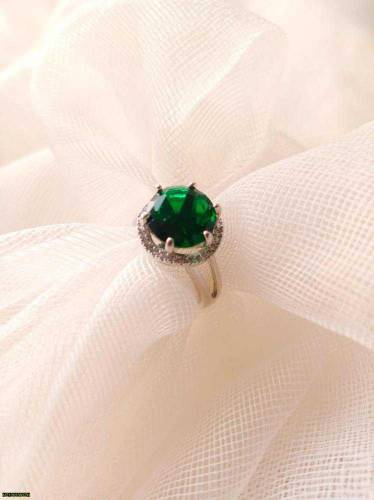 beautiful silver ring 
