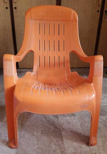 Original boss chair in orange color 